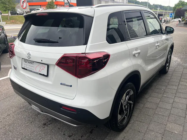 Suzuki Vitara 1.4 T Sakura Top Hybrid 4x4