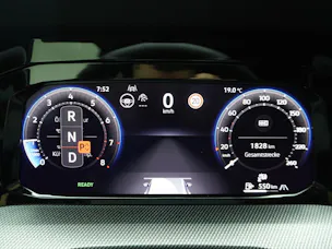 VW Golf 8.5 1.5 eTSI DSG R-Line