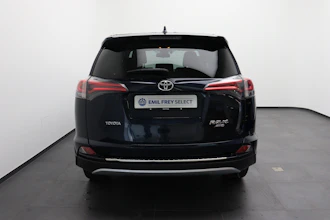 https://vehicle.imgix.net/4334515/b87b26a4-0f42-4bdd-9a36-f3cc013d1809.JPG