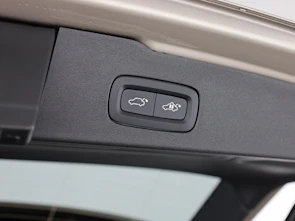 Fahrzeugbild VOLVO V60 2.0 T6 TE Ultra Dark eAWD