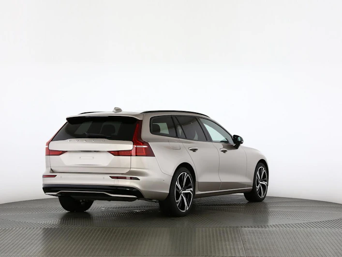 Fahrzeugbild VOLVO V60