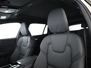 Fahrzeugbild VOLVO V60 2.0 T6 TE Ultra Dark eAWD
