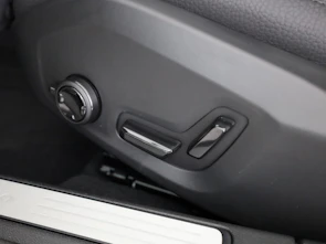 Fahrzeugbild VOLVO V60 2.0 T6 TE Ultra Dark eAWD