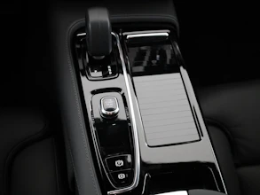 https://vehicle.imgix.net/4334545/9359de9b-aa58-46c5-a8e5-539105ce3df7.jpg