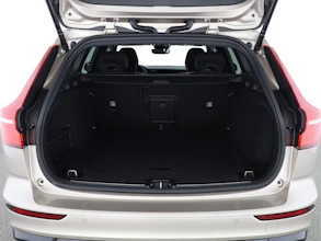 https://vehicle.imgix.net/4334545/b67b3021-52fc-4d44-a771-982b9b0ccdcd.jpg