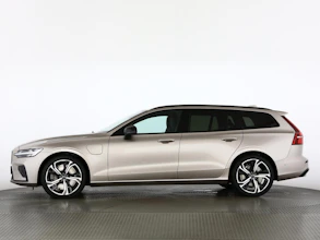 https://vehicle.imgix.net/4334545/c530ab83-c8d1-4a45-8ba7-ef364ddc2df2.jpg