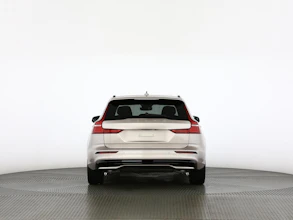https://vehicle.imgix.net/4334545/d1c39dff-41eb-4ed9-bac5-41f7160d3e4b.jpg