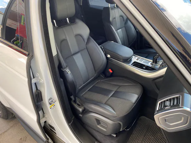 Land Rover Range Rover Sport 3.0 TDV6 SE