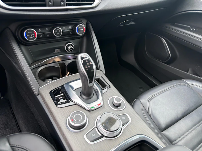 Fahrzeugbild ALFA ROMEO STELVIO