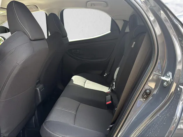 Toyota Yaris 1.5 VVT-i HSD Trend