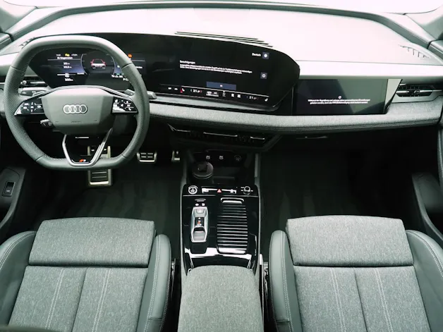 Audi Q6 e-tron Sportback S line quattro