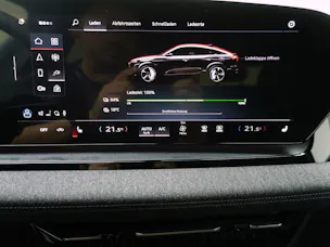 Audi Q6 e-tron Sportback S line quattro