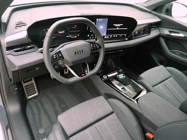 Audi Q6 e-tron Sportback S line quattro