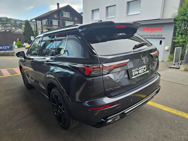 Mitsubishi Outlander 2.4 PHEV Sport 4x4