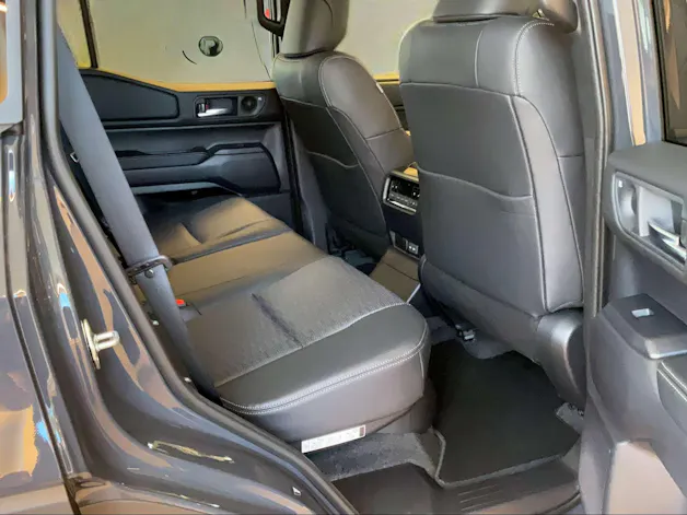 Toyota Land Cruiser 2.8 D 48V Invincible