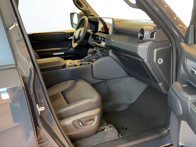 Toyota Land Cruiser 2.8 D 48V Invincible