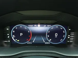 SKODA Karoq 1.5 TSI DSG Sport Line