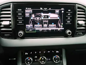 Škoda Karoq 1.5 TSI DSG Sport Line