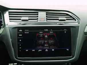 VW Tiguan 2.0 TSI DSG R-Line 4Motion