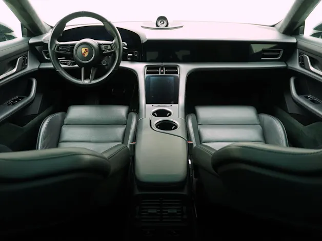 Porsche Taycan Turbo