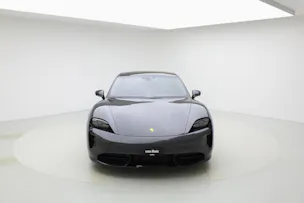 PORSCHE Taycan Turbo