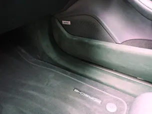 PORSCHE Taycan Turbo