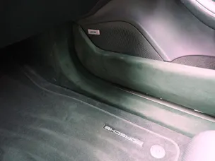 PORSCHE Taycan Turbo