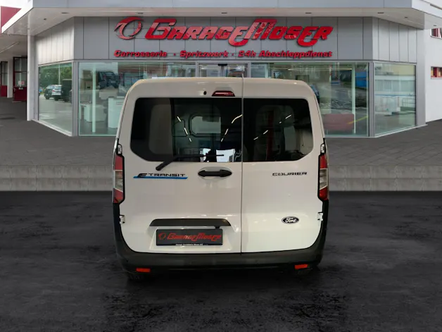 Ford E-Transit Courier Van Trend