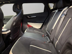 https://vehicle.imgix.net/4334721/f040100b-646f-423f-8b60-07372a6528c4.jpg