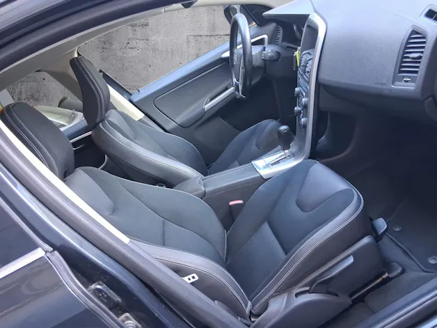 Volvo XC60 3.0 T6 Momentum AWD