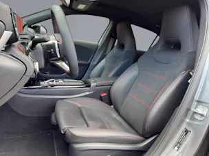 MERCEDES-BENZ A 220 AMG Line 4m