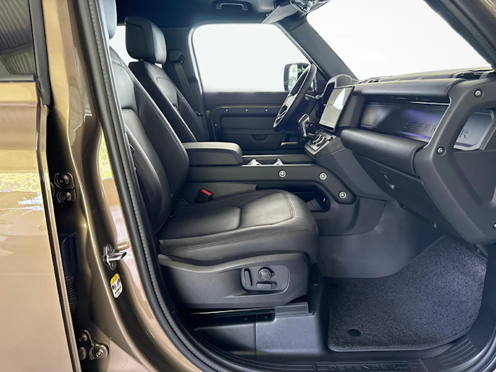 Fahrzeugbild LAND ROVER DEFENDER
