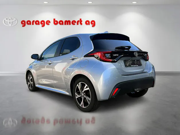 Toyota Yaris 1.5 VVT-i HSD Trend