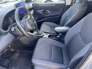 Toyota Yaris 1.5 VVT-i HSD Trend