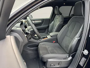 Volvo EX40 Twin Black Edition AWD