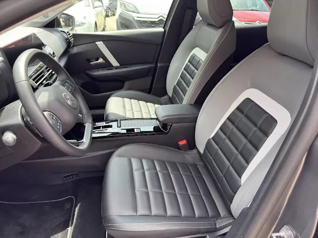 CITROEN C4 1.2 Hybrid Max