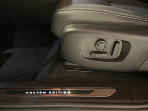 Fahrzeugbild LAND ROVER Range Rover Evoque 1.5 T 270e Hoxton Edition (Plug-in Hybrid)