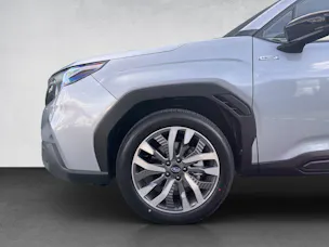 Subaru Forester Station 2.0i e-Boxer Luxury