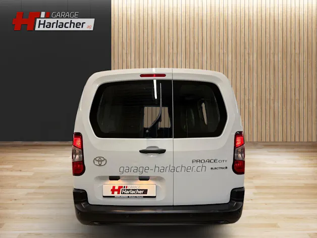 Toyota PROACE CITY Van L2 52KWh Active