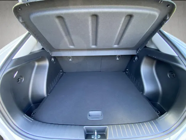 Hyundai Kona 1.6 GDi Hybrid Amplia