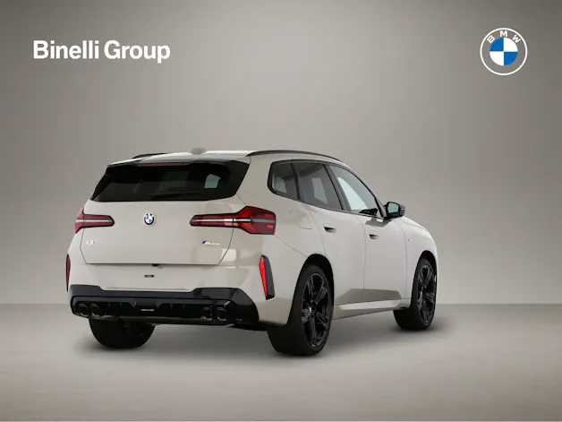 BMW X3 M50i