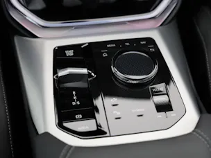 BMW X3 M50i