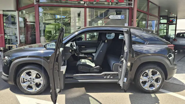 Mazda MX-30 e-Skyactiv Exclusive-Line