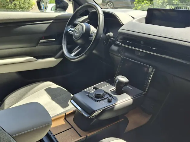 Mazda MX-30 e-Skyactiv Exclusive-Line