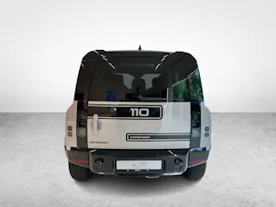 Land Rover Defender 110 3.0 D I6 250 X-Dynamic SE