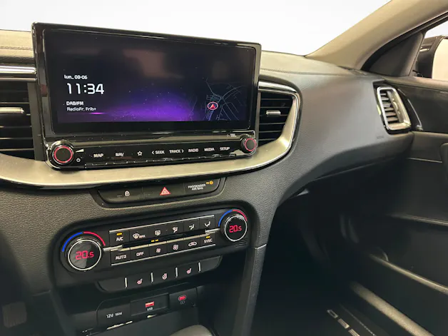 Kia Ceed SW 1.5 T-GDi MHEV Power