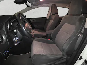 Toyota Auris 1.8 HSD Trend