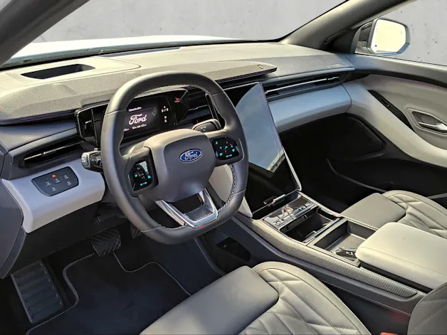 Ford Explorer Extended Range Premium AWD