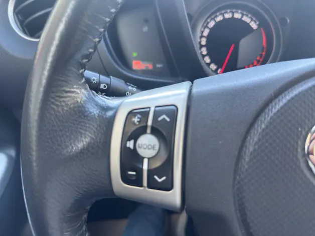 Toyota Urban Cruiser 1.33 VVT-i Linea Luna fédéral
