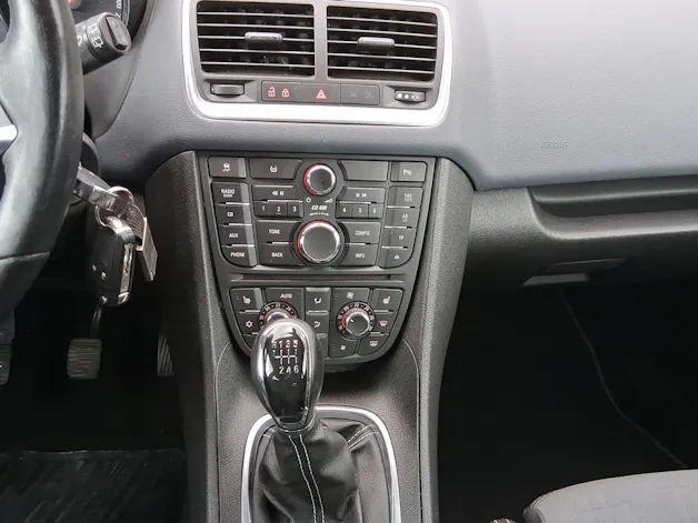 Opel Meriva 1.4T 140 Enjoy
